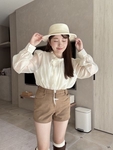 現貨- 超狂優惠！質感麂皮絨短褲 