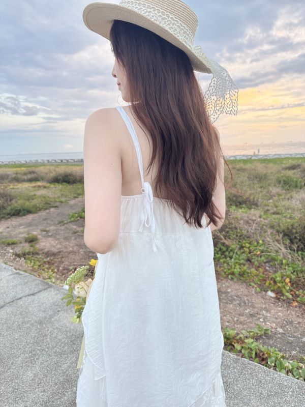 現貨- 本期必買！浪漫玫瑰織花拼紗洋裝 