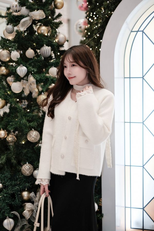 預購- 蕾絲綁帶珍珠小香外套 米白 