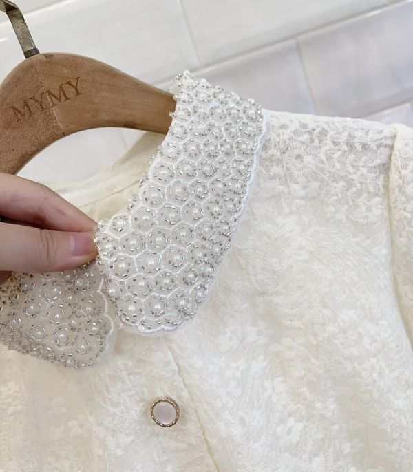 現貨- 法式領珍珠亮片蕾絲上衣 