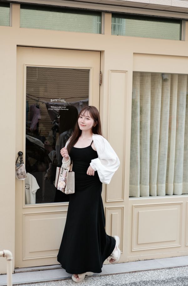 現貨- 闆娘推薦！顯瘦素面洋裝外套組 