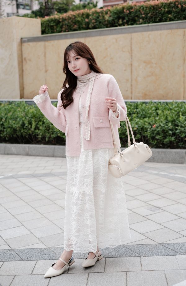 現貨- 蕾絲綁帶珍珠小香外套 粉 