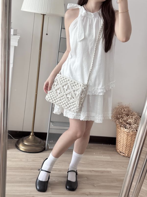 現貨- 夏日荷葉刺繡綁帶套裝裙 