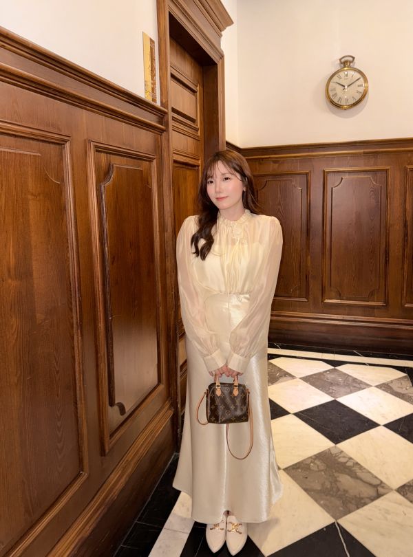 現貨- 爆款！質感緞面長裙 