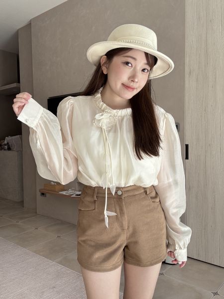 現貨- 超狂優惠！質感麂皮絨短褲 