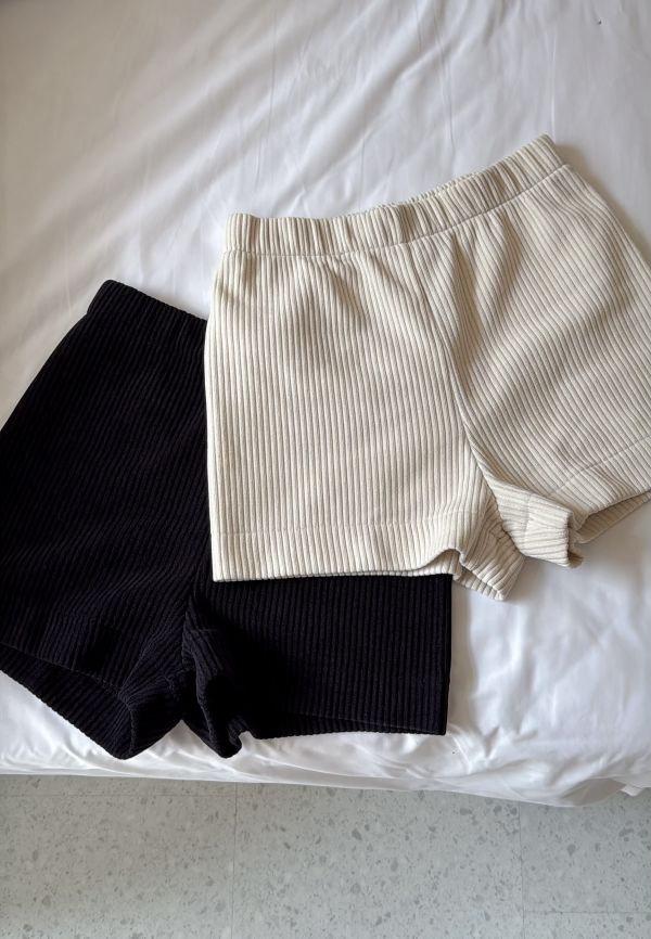 現貨- 秋冬安全褲！顯瘦燈芯絨短褲 