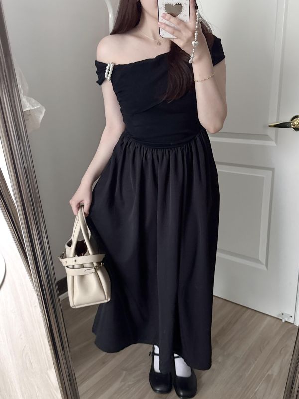 現貨- 氣質肩帶珍珠長洋裝 