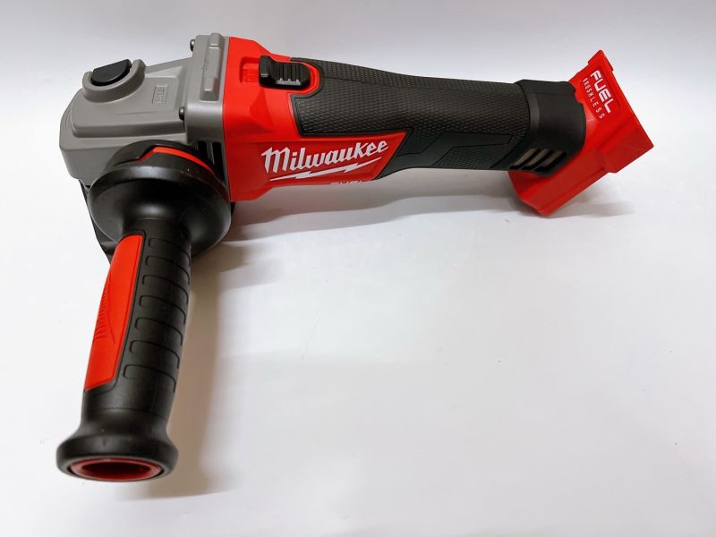 美沃其 M18砂輪機 M18 CAG100X 18V鋰電無碳刷4＂砂輪機 空機 含箱 美沃其,M18,砂輪機,18V,鋰電,無碳刷,4吋,砂輪機,空機,含箱,美沃奇