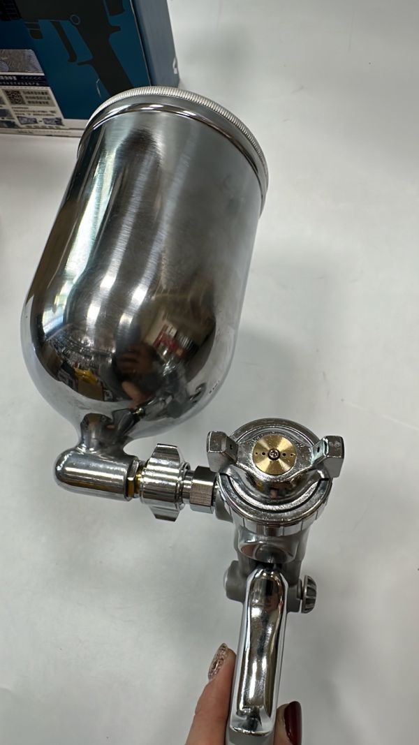日本岩田 W61 噴漆槍 (口徑1.5mm) 日本,岩田,W61,噴漆槍,口徑,1.5mm,日本岩田,W61,噴漆槍,口徑1.5mm