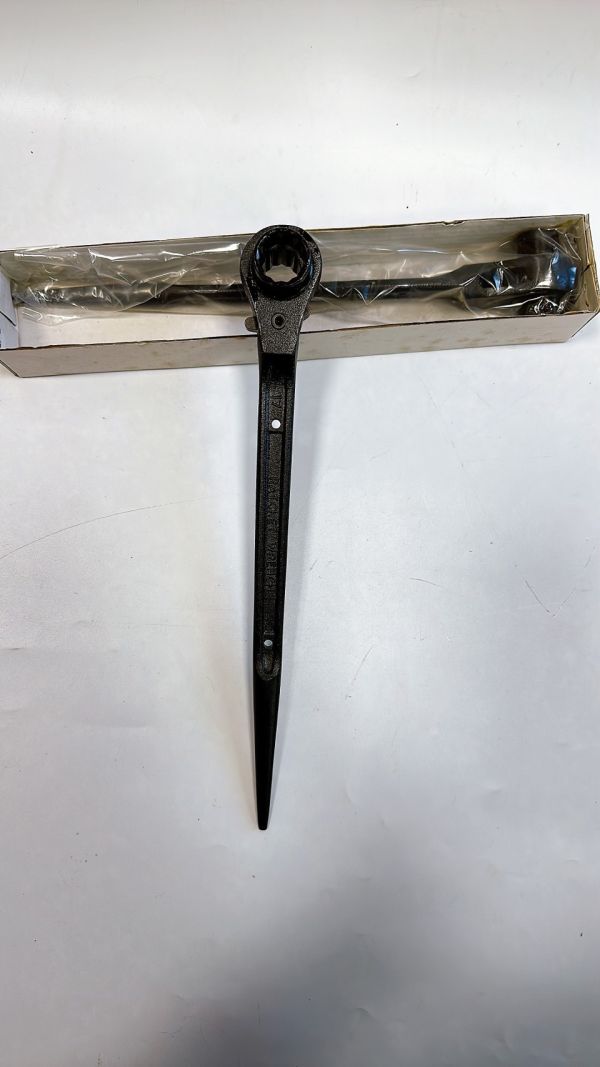 自動尖尾梅花扳手 自動,尖尾,梅花,扳手,自動尖尾,梅花扳手,板手,,梅花板手