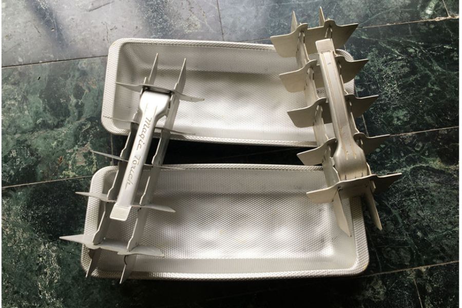 50年代美式經典《Magic Touch》鋁製冰塊盒 復古冰塊盒, 鋁製冰格, Magic Touch ice tray, Inland ice tray, 美式懷舊, 復古廚房用品, 工業風居家, 復古收藏, 美式老件, 冰塊製作器