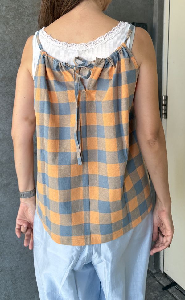 格紋抽繩背心上衣 