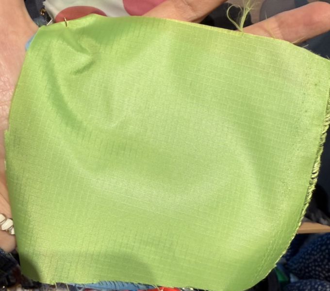 訂製狗狗雨衣全包型 狗狗雨衣 客製化 訂製狗雨衣 合身狗雨衣 各種狗型 經驗豐富 小至約克夏大至巨型貴賓