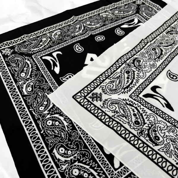 【方形印花頭巾】 