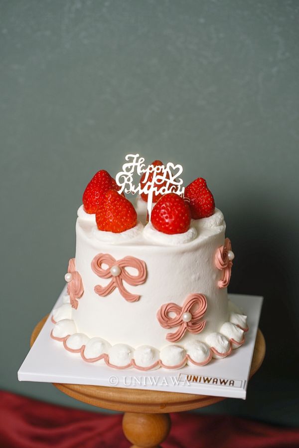 草莓蝴蝶結 / 鮮奶油蛋糕 (12/6後開放取貨) 草莓蝴蝶結

草莓蝴蝶結蛋糕

蝴蝶結蛋糕

可愛蛋糕

草莓蛋糕推薦

聖誕蛋糕

聖誕節蛋糕推薦

台北生日蛋糕

桃園生日蛋糕

板橋生日蛋糕

UNIWAWA

鮮奶油蛋糕