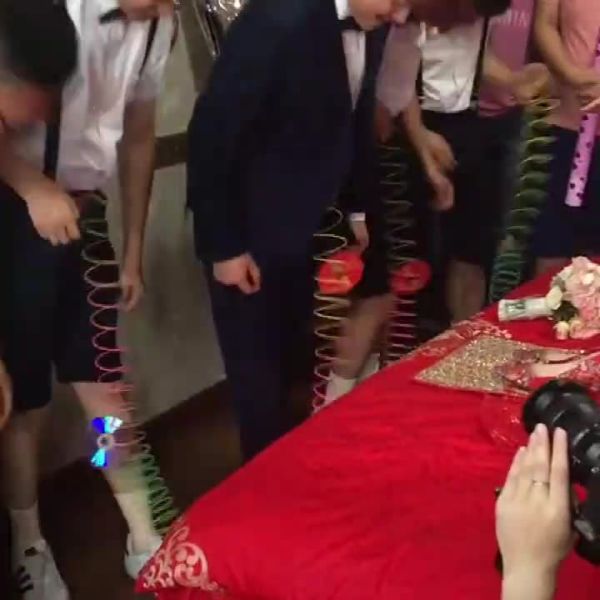 愛的魔力轉圈圈 結婚禮用品 整伴郎新郎 迎親 惡搞伴郎團 接親 遊戲道具 尾牙 大地