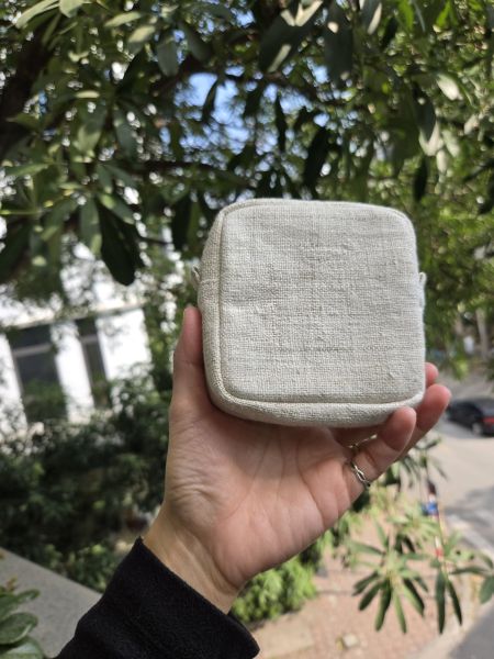 Banh chung 拼色方形收納包（米色包） 