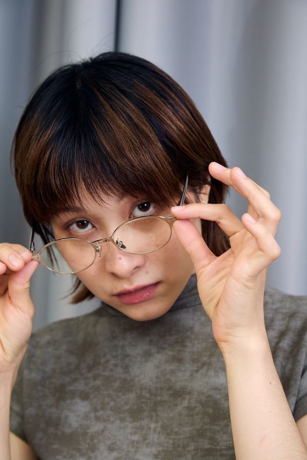 知性拋光金屬橢圓扁框平光造型眼鏡(兩色) 