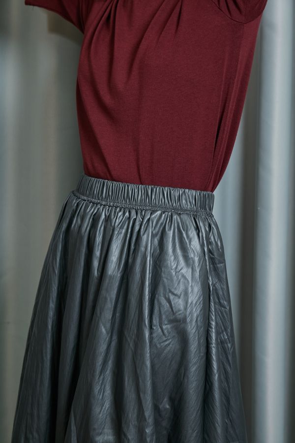 銀灰色微亮亮金屬質感澎澎氣球裙 