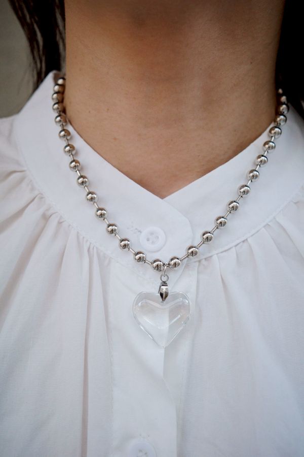 透明愛心吊墜圓球鋼珠短項鍊 