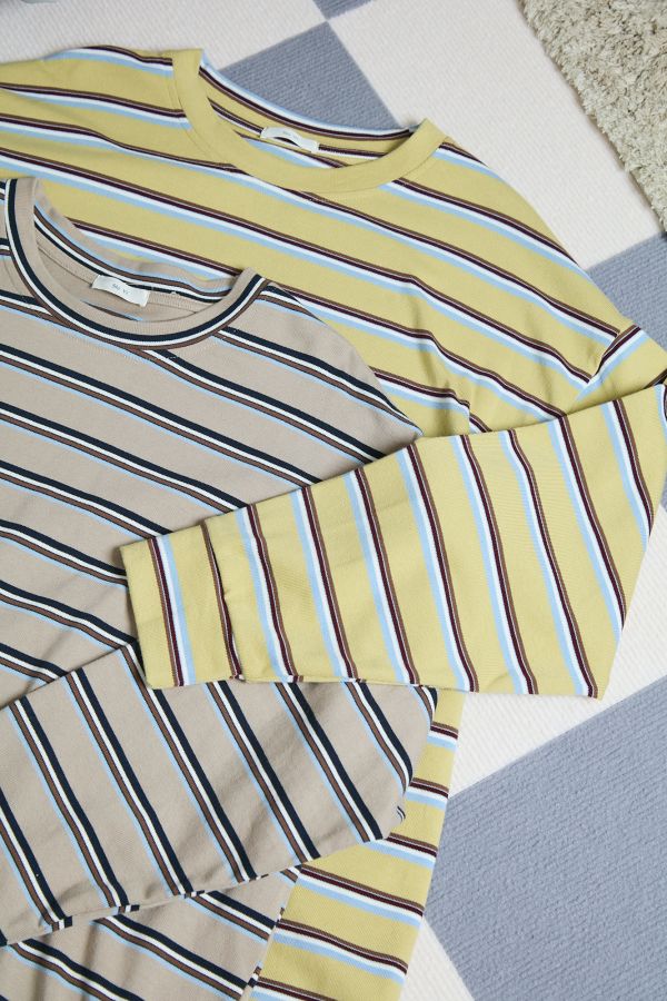 中性四線配色條紋寬鬆落肩慵懶大件上衣(黃色) 