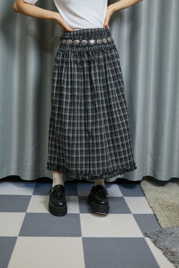 黑白線條色格紋腰間加寬壓折木耳花邊長裙 