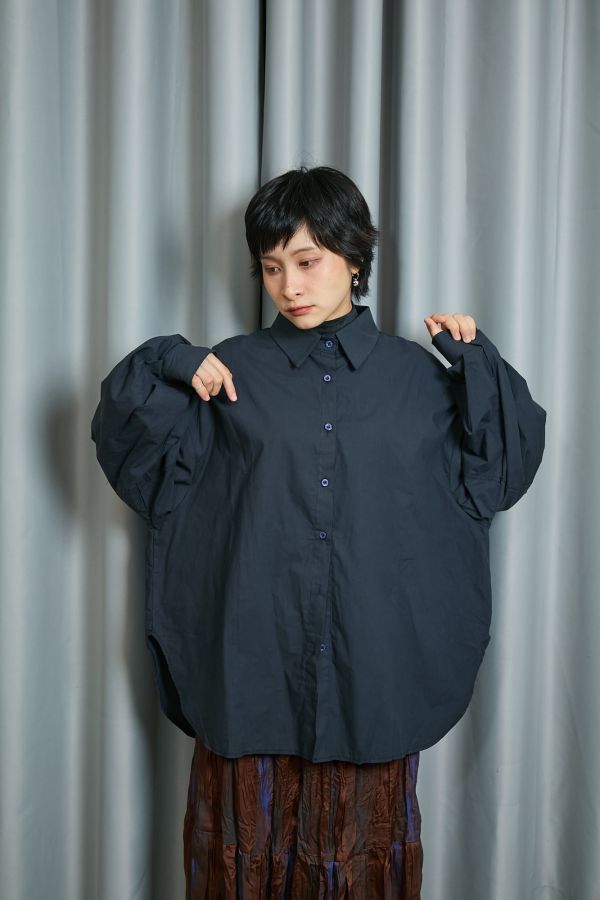 秋日沉穩色系立體繭型大澎袖寬鬆襯衫(深藍) 