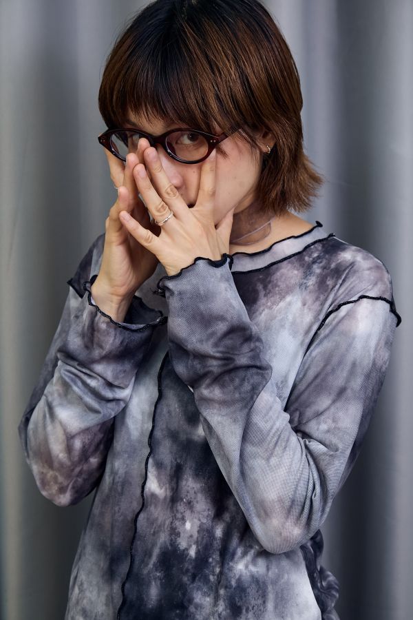半透膠框扁橢圓貓眼鉚釘裝飾平光眼鏡(兩色) 
