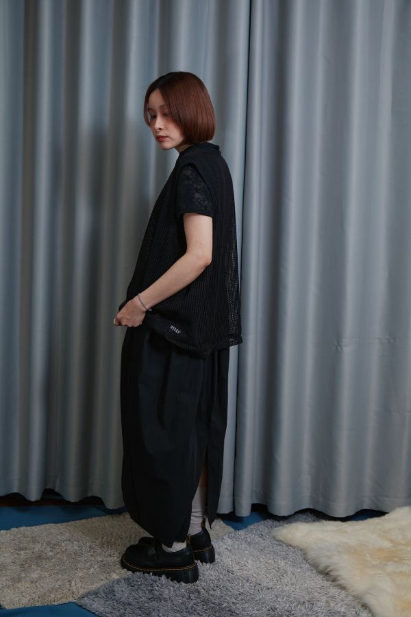 素色腰間多層壓折花苞澎澎氣球長裙(黑色) 