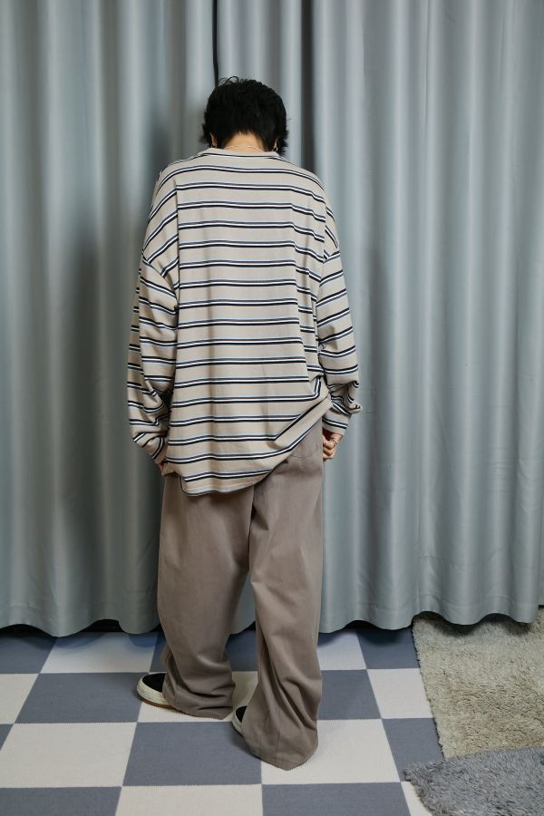 中性四線配色條紋寬鬆落肩慵懶大件上衣(卡其) 