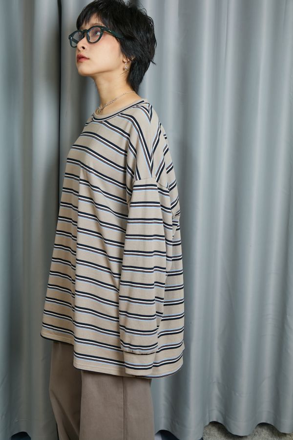 中性四線配色條紋寬鬆落肩慵懶大件上衣(卡其) 
