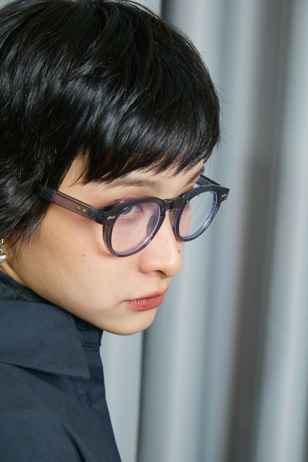 半透橢圓五金裝飾裝飾型平光造型眼鏡(三色) 