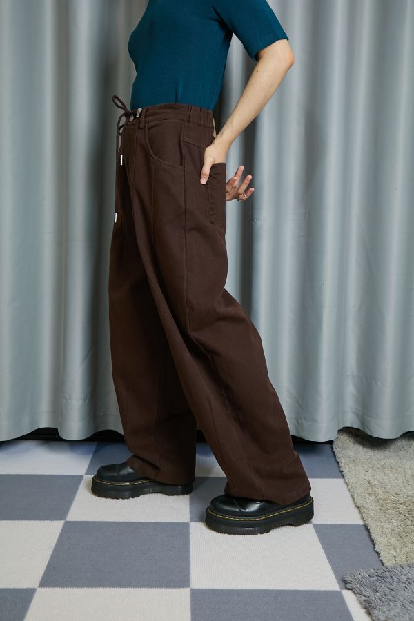 厚厚磨毛布料抽繩調節車線繭型寬版長褲(咖啡) 