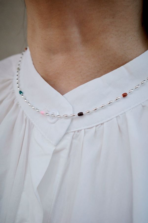 彩虹糖珠拼接霧銀色橢圓細珠珠項鍊 