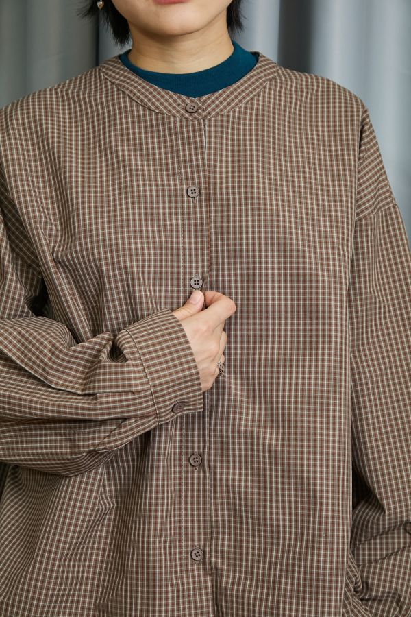 秋天暖暖土黃色格小元亨利領落肩大件襯衫 