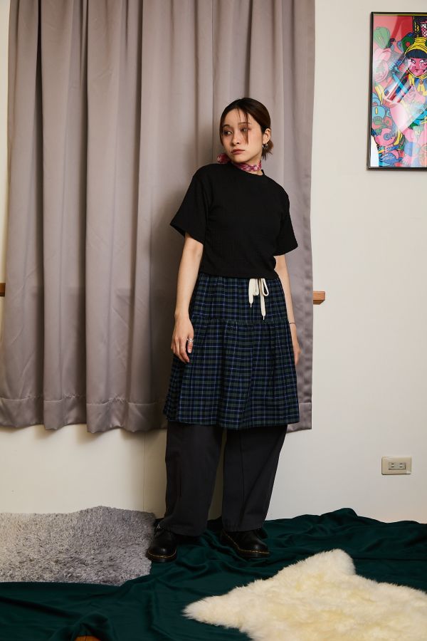 藍綠色格紋拼接澎澎鬆緊五分短裙 