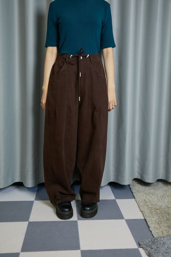 厚厚磨毛布料抽繩調節車線繭型寬版長褲(咖啡) 