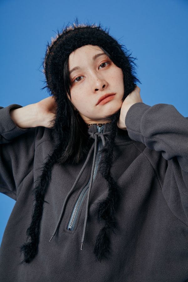 Q爆色塊拼接馬海毛混織遮耳毛帽(黑色) 