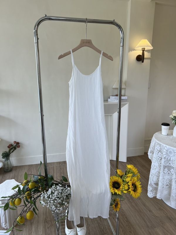 微V領氣質壓褶長洋/肩帶可調節 