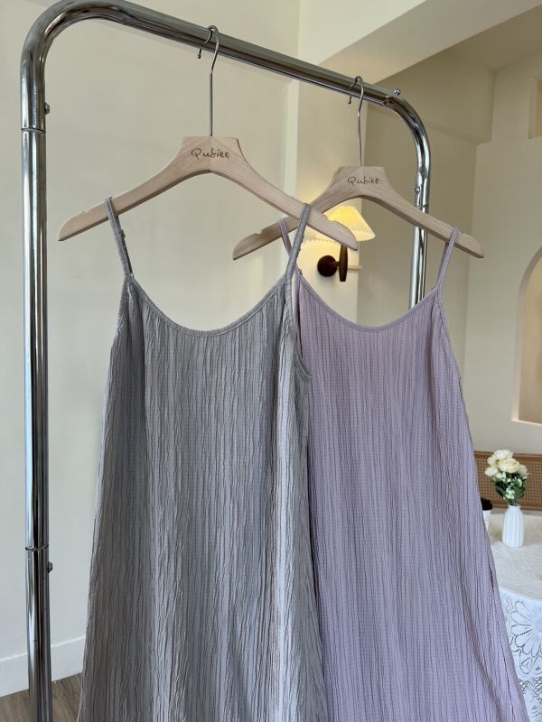 微V領氣質壓褶長洋/肩帶可調節 