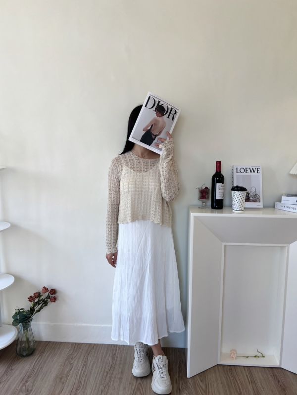 微V領氣質壓褶長洋/肩帶可調節 