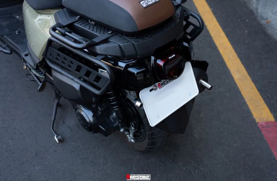 六姐的店※ 【KOMAX】通用型立體碳纖維後排架 短牌架.牌照架.車牌板.擋泥板.後土除.後擋泥板 