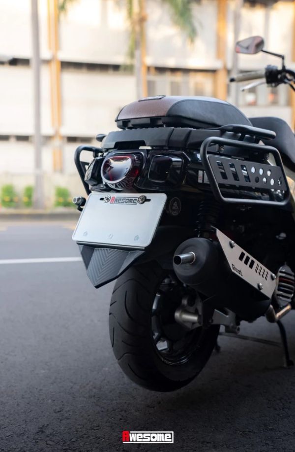 六姐的店※ 【KOMAX】通用型立體碳纖維後排架 短牌架.牌照架.車牌板.擋泥板.後土除.後擋泥板 