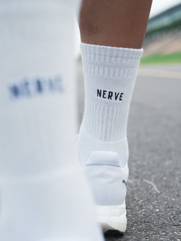 NERVE背刺繡-運動後底襪 運動襪
跳繩襪
穩定性機能襪