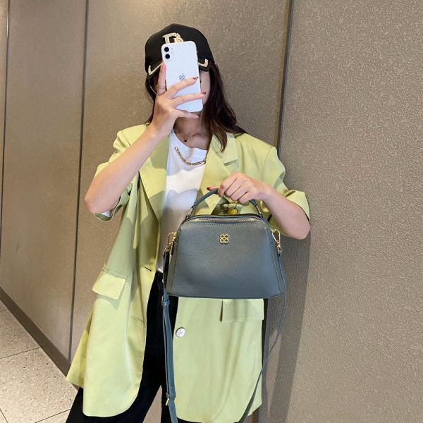 新款波士頓包真皮女包斜背包TOGO頭層牛皮休閒側背手提包百搭 義式輕奢時尚真皮革 LIS049-8856 台灣真皮包防水包,頂級手提包,設計師真皮夾,高品質小錢包,手工眼鏡袋零錢包,輕奢小掛袋側背包,精品皮包小方包,獨家女包後背包,免運斜背包,名牌包晚宴包