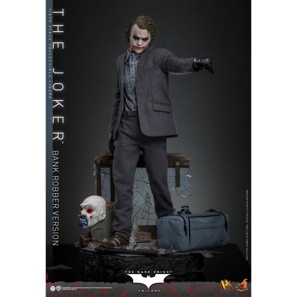 預購免運 HOT TOYS DX50 蝙蝠俠 黑暗騎士 三部曲 小丑 搶匪款 可動人偶,12吋人偶,6吋人偶,模型預購,1/6人偶,1/12人偶,KOF模型王者,HOT TOYS DX50 蝙蝠俠 黑暗騎士 三部曲 小丑 搶匪款,HOT TOYS,HOT TOYS DX50,HOT TOYS 蝙蝠俠,HOT TOYS 小丑,HOT TOYS JOKER,小丑 可動人偶,小丑可動模型,小丑1/6人偶,小丑12吋人偶,JOKER 可動人偶,JOKER可動模型,JOKER1/6人