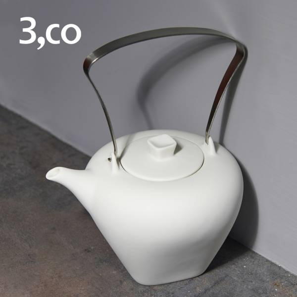 【3,co】輕瓷方圓壺(2件式) 壺,茶壺,茶,下午茶,茶具,輕磁茶器,餐具,米其林,當代,國際,台灣之光,台灣,原創,設計,簡約,生活美學,空間,瓷器,東方意象,驚豔,精品,禮物,禮品,送禮