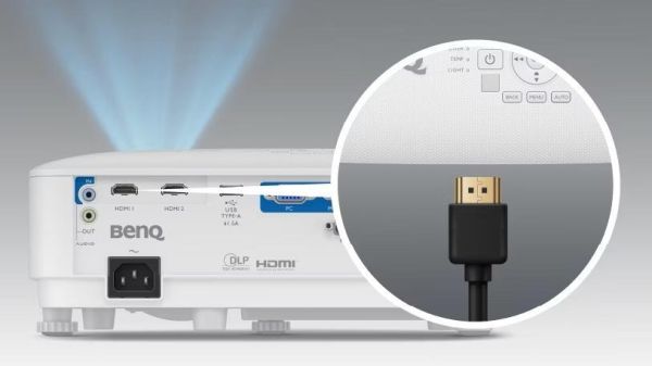 BenQ MH560｜1080P 高亮度商務投影機｜3800 ANSI｜高對比｜節能省電｜會議簡報投影機｜中小企業必備 BenQ MH560, MH560 投影機
BenQ 商務投影機,1080P 投影機,3800 ANSI 投影機,高亮度投影機,會議室投影機,簡報投影機,教室投影機,補習班投影機,商務投影機推薦,Full HD 投影機,節能投影機,SmartEco 投影機,雙 HDMI 投影機,BenQ 1080P,中小企業投影機,高對比投影機,投影機推薦 2026,BenQ 會議投影機
