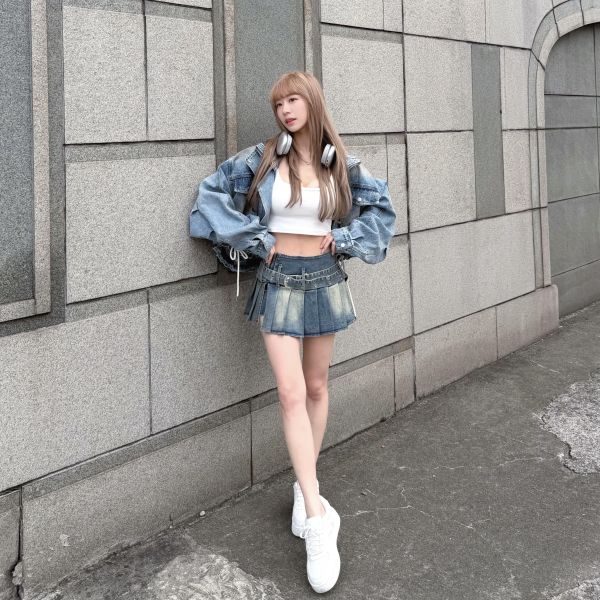 腰帶牛仔百摺裙 