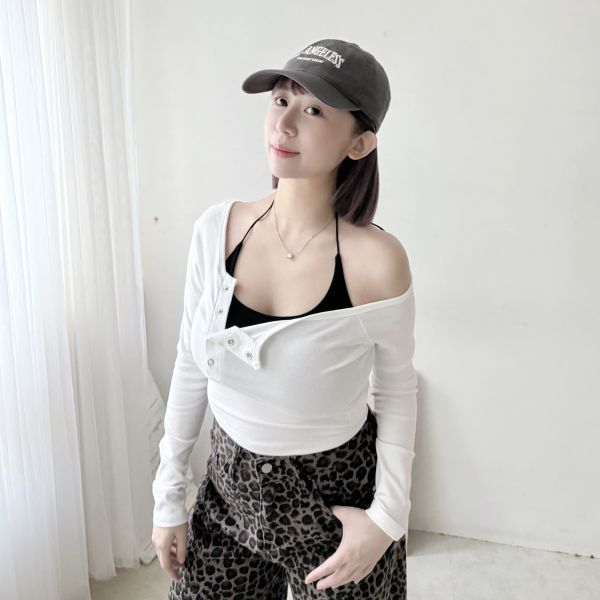 斜邊釦棉質2件式 